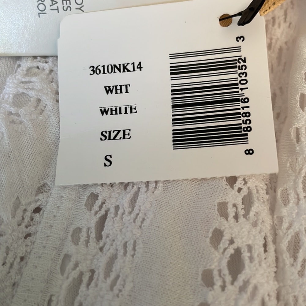 NWT Miracle Suit Double tank with lightweight buttonless sweater. New with Tags! - Picture 3 of 8